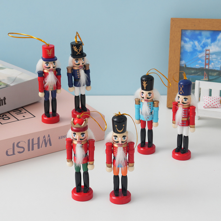 Conjunto de 6 Pendentes de Sol - Nutcracker Figurine avaliação e preço